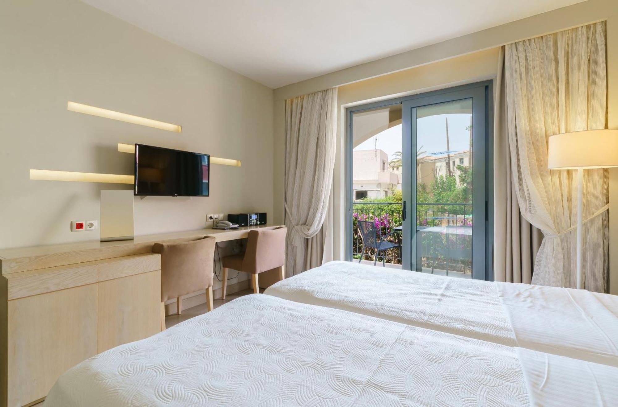 Resort Aegean Pearl 5*