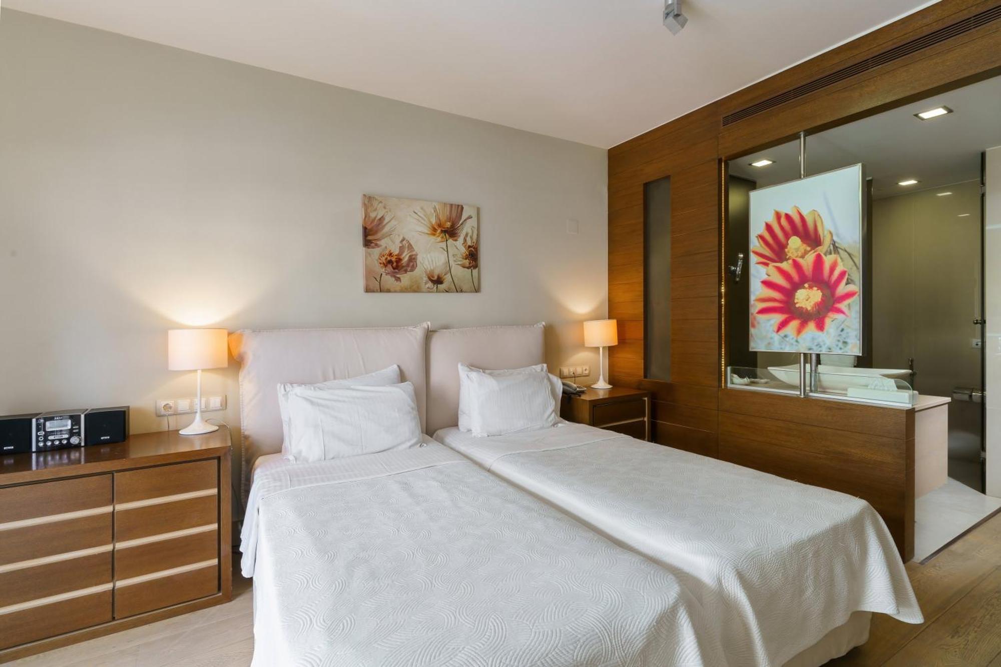 Aegean Pearl 5*